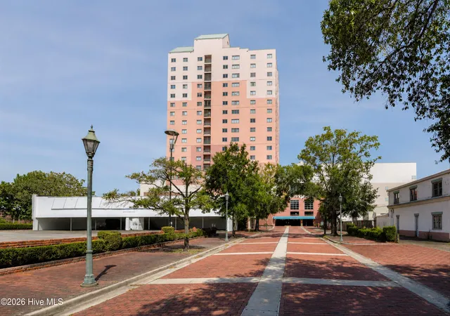 1st image of 1 7th St #1304, Augusta, GA 30901 | MLS# 100583077