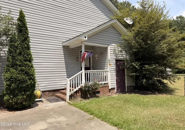 Homes for sale in Greenville, NC | 2256 Kathleen Dr, Greenville, NC 27858 | MLS# 100582827