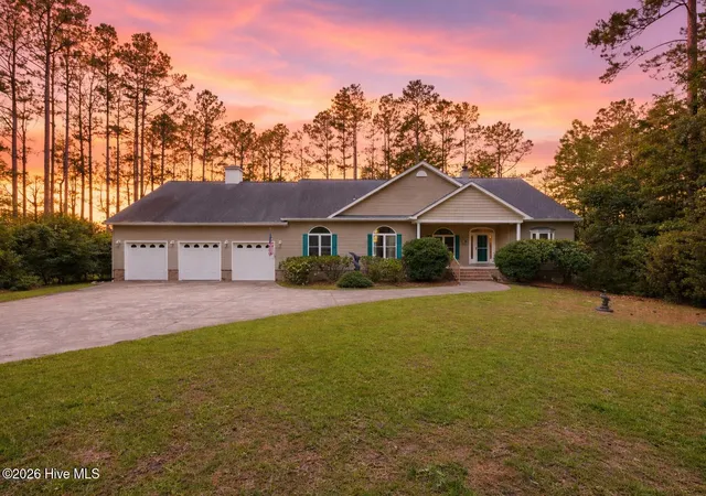 Photo 1 of Single family home for sale at 308 Vicksburg Ct, Havelock, NC 28532 | MLS# 100577986 | Listing updated on 2026-09-13