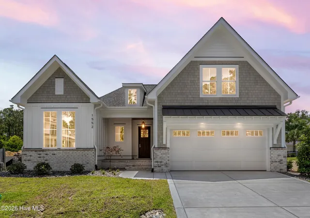 Photo 1 of Single family home for sale at 1552 Riverview Ter, Wilmington, NC 28401 | MLS# 100577681 | Listing updated on 2026-08-18