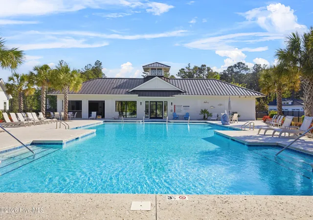 Photo 3 of Single family home for sale at 1552 Riverview Ter, Wilmington, NC 28401 | MLS# 100577681 | Listing updated on 2026-08-18