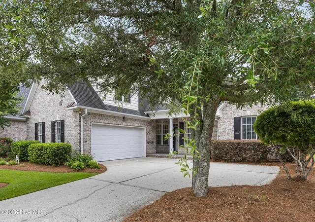 Photo 2 of Single family home for sale at 5427 Reserve Dr, Wilmington, NC 28409 | MLS# 100582665 | Listing updated on 2026-09-16