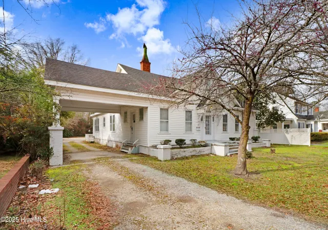 Photo 3 of Single family home for sale at 1206 E Ash St, Goldsboro, NC 27530 | MLS# 100514350 | Listing updated on 2026-08-18