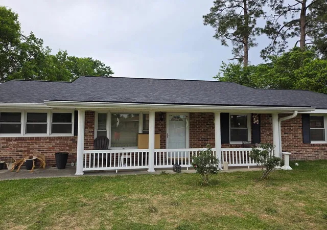 Homes for sale in Augusta, GA | 1915 Preston Dr, Augusta, GA 30906 | MLS# 98252869