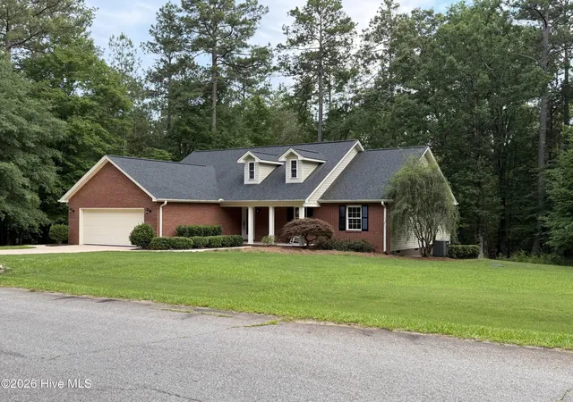 Homes for sale in Mc Cormick, SC | 115 Charlotte Dr, Mc Cormick, SC 29835 | MLS# 98255739