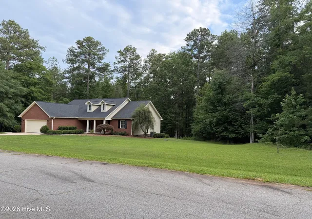 Homes for sale in Mc Cormick, SC | 115 Charlotte Dr, Mc Cormick, SC 29835 | MLS# 98255739