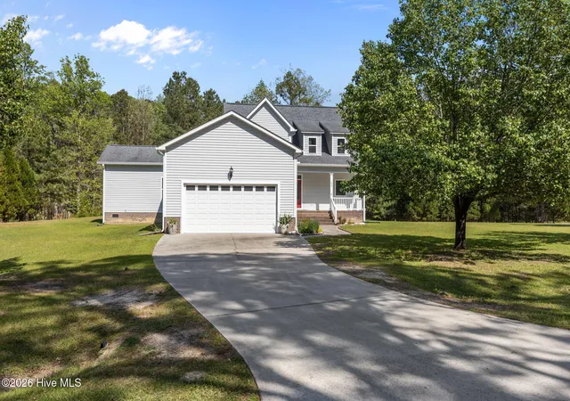 Homes for sale in Chocowinity, NC | 164 Bay View Dr, Chocowinity, NC 27817 | MLS# 100568082