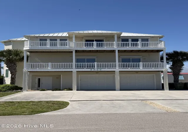 Photo 1 of Single family home for sale at 8526 Ocean View Dr, Emerald Isle, NC 28594 | MLS# 100580304 | Listing updated on 2026-08-18
