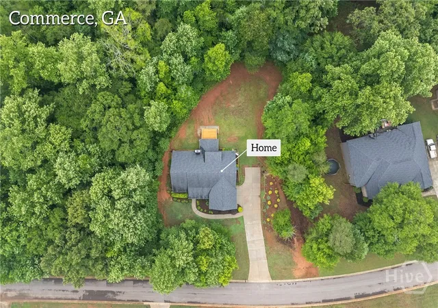 Homes for sale in Commerce, GA | 717 Oconee Ln, Commerce, GA 30529 | MLS# CL356911
