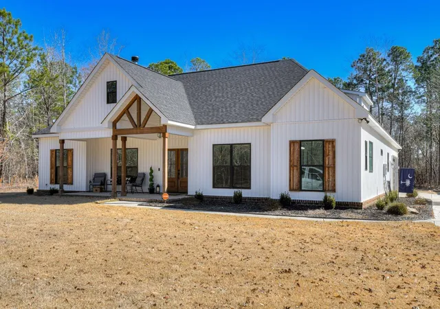 Homes for sale in Beech Island, SC | 885 Horse Creek Rd, Beech Island, SC 29842 | MLS# 98253178