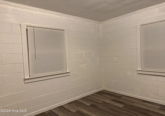 Photo 4 of House for sale at 409 E Nelson St, Robersonville, NC 27871 | MLS# 100583609 | Listing updated on 2026-08-18