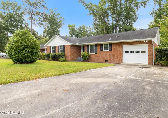 1st image of 614 Wedgewood Rd, Whiteville, NC 28472 | MLS# 100589134