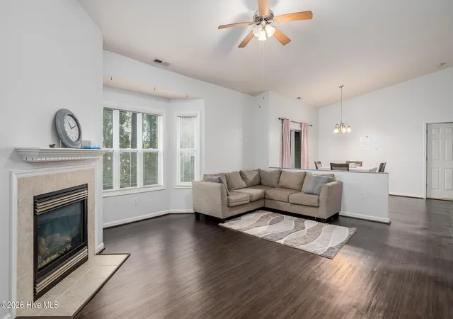 Listing Photo 3 - Condo for sale in building located at 1131 Turtle Creek Rd, Greenville, NC 27858 - Unit #G