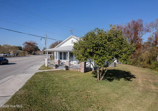 4th image of 520 W Corbett Ave, Swansboro, NC 28584 | MLS# 100544224