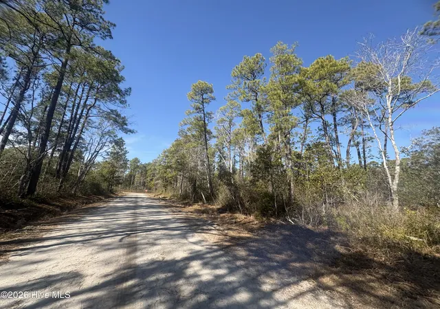 5th image of 516 Barclay Rd, Southport, NC 28461 | MLS# 100554716