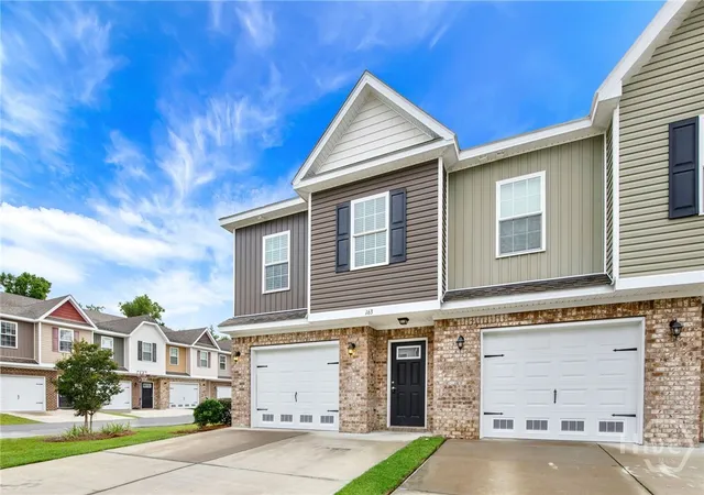 Homes for sale in Richmond Hill, GA | 163 Horizon Ln, Richmond Hill, GA 31324 | MLS# SA358288