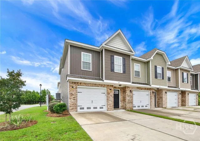 Homes for sale in Richmond Hill, GA | 163 Horizon Ln, Richmond Hill, GA 31324 | MLS# SA358288