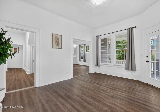 Photo 4 of Single family home for sale at 700 Kenan St W, Wilson, NC 27893 | MLS# 100583403 | Listing updated on 2026-08-18