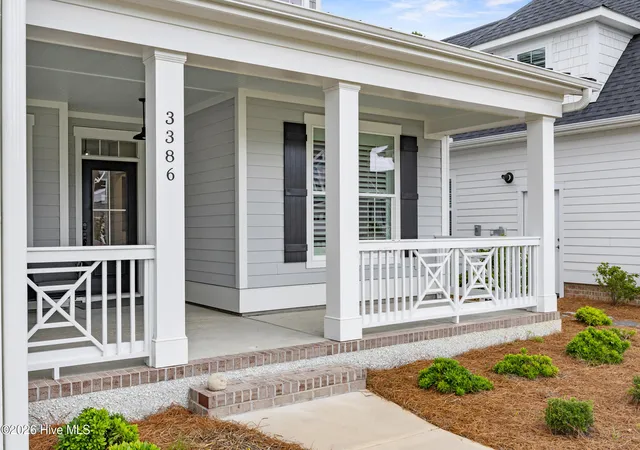 Photo 5 of Single family home for sale at 3386 Is Lakes Dr, Southport, NC 28461 | MLS# 100578703 | Listing updated on 2026-08-18