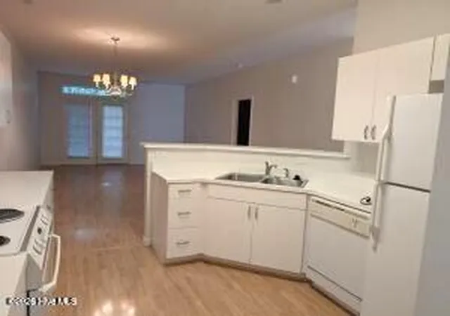 Photo 3 of Townhouse for sale at 3804 Mayfield Ct, Wilmington, NC 28412 | MLS# 100588935 | Listing updated on 2026-09-12