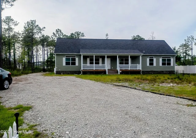 Homes for sale in Southport, NC | 349 Fifty Lakes Dr, Southport, NC 28461 | MLS# 100572625