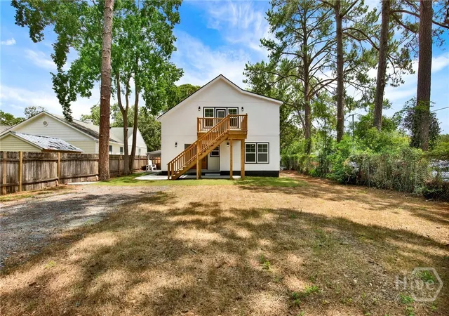 Photo 2 of Single family home for sale at 513 E 64th Street, Savannah, GA 31405 | MLS# SA358984 | Listing updated on 2026-08-18
