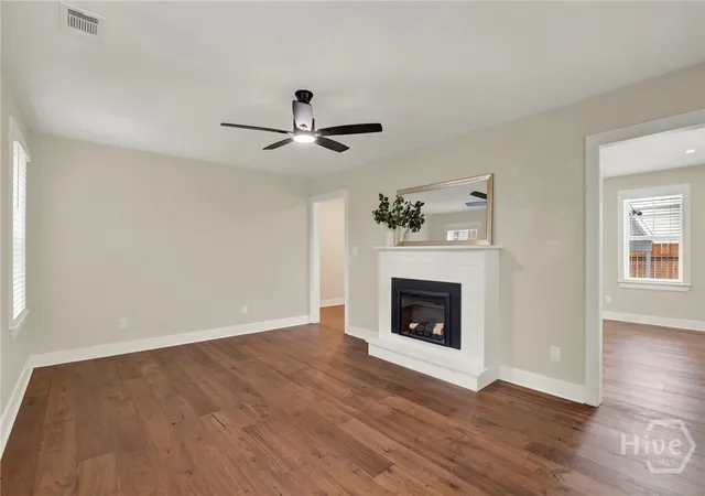 Photo 4 of Single family home for sale at 513 E 64th Street, Savannah, GA 31405 | MLS# SA358984 | Listing updated on 2026-08-18