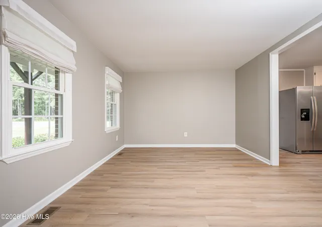 Photo 3 of Single family home for sale at 101 Hickory Ln, Edenton, NC 27932 | MLS# 100594935 | Listing updated on 2026-10-06