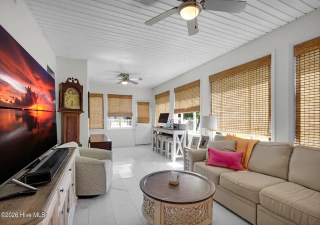 Photo 3 of Single family home for sale at 113 Bermuda View, New Bern, NC 28560 | MLS# 100569350 | Listing updated on 2026-08-31
