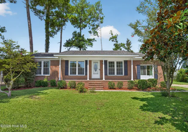 Photo 2 of Single family home for sale at 1809 Brierwood Rd, Wilmington, NC 28405 | MLS# 100599602 | Listing updated on 2026-09-14