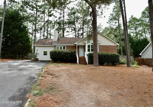Photo 2 of Single family home for sale at 100 Sawmill Rd E, Pinehurst, NC 28374 | MLS# 100594462 | Listing updated on 2026-08-18