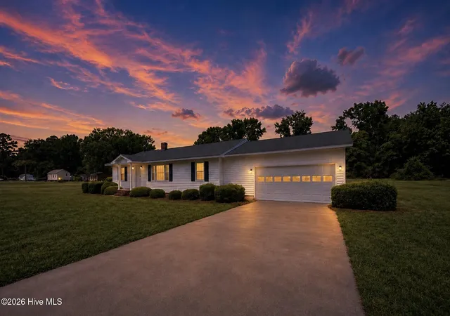 2nd image of 606 Darden Dr, Kinston, NC 28504 | MLS# 100585343