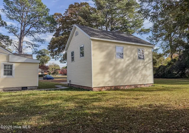 4th image of 1603 N Mcmillan Ave, Lumberton, NC 28358 | MLS# 100542160