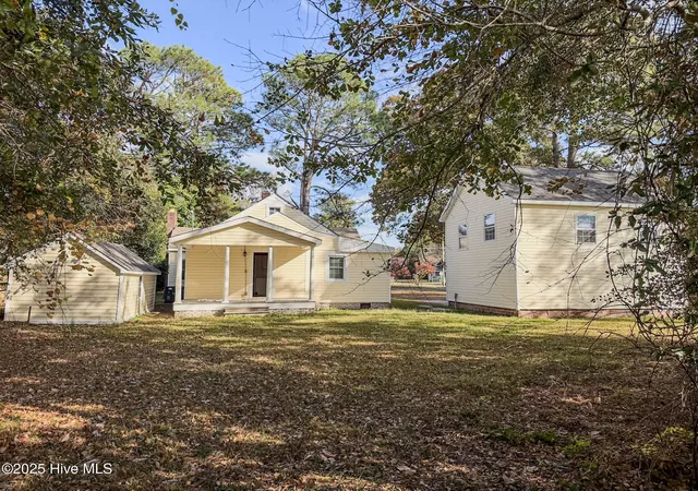 5th image of 1603 N Mcmillan Ave, Lumberton, NC 28358 | MLS# 100542160