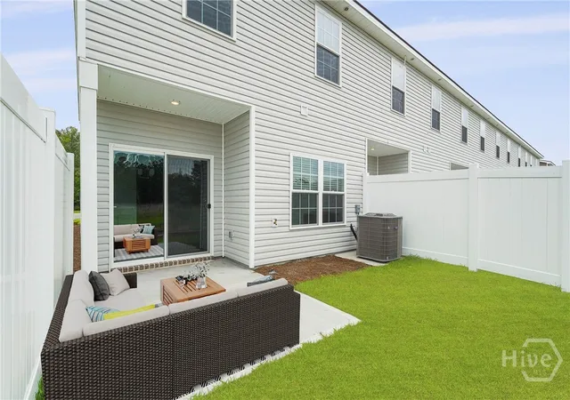 Photo 21 of Townhouse for sale at 132 Stone Crab Cir, Bloomingdale, GA 31302 | MLS# SA362398 | Listing updated on 2026-08-11