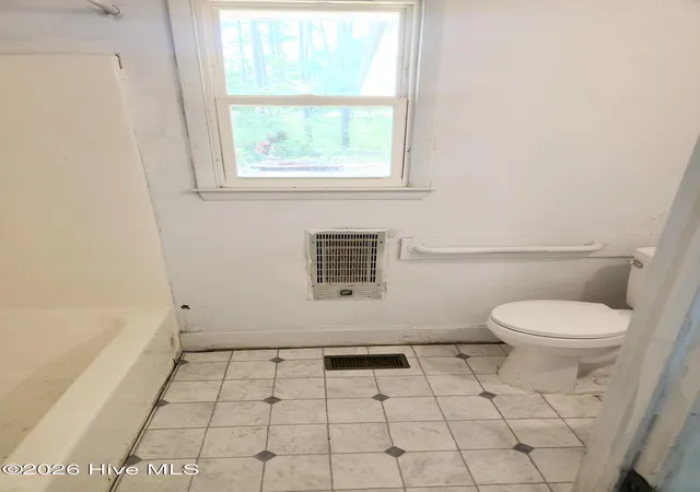 Homes for sale in Roseboro, NC | 616 N Pine St, Roseboro, NC 28382 | MLS# 100543860