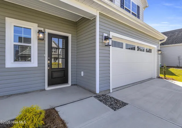 Photo 3 of Single family home for sale at 830 Red Sky Dr NE, Winnabow, NC 28479 | MLS# 100563590 | Listing updated on 2026-10-08