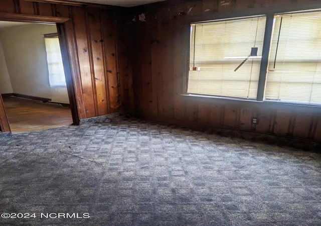 Photo 4 of Single family home for sale at 1203 Lincoln St SE, Wilson, NC 27893 | MLS# 100448816 | Listing updated on 2026-03-02