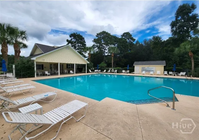 Homes for sale in Richmond Hill, GA | 232 Peregrine Cir, Richmond Hill, GA 31324 | MLS# SA360060
