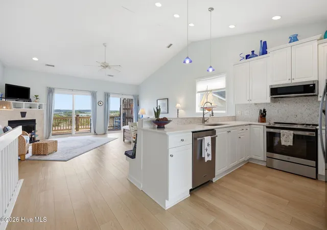 Homes for sale in Surf City, NC | 515 N New River Dr #D, Surf City, NC 28445 | MLS# 100584483