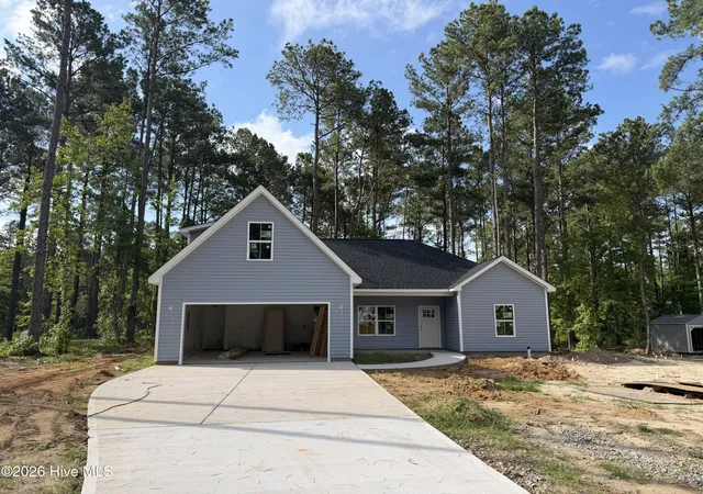 Photo 1 of Single family home for sale at 105 Plum Ct, Burgaw, NC 28425 | MLS# 100583321 | Listing updated on 2026-08-31