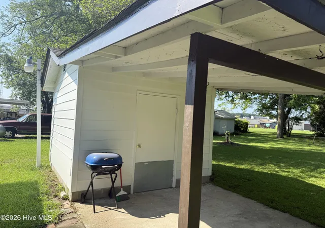 Photo 3 of Single family home for sale at 206 Sunset Dr, Williamston, NC 27892 | MLS# 100587879 | Listing updated on 2026-10-06
