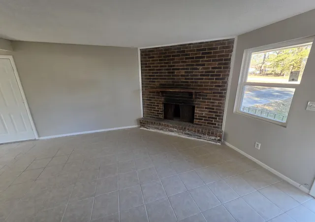 3rd image of 4305 Parkwood Dr, Augusta, GA 30906 | MLS# 98251550