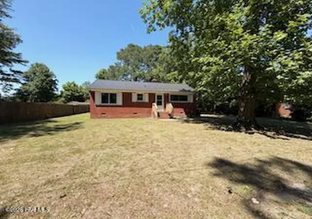 Photo 2 of Single family home for sale at 102 House St, Robersonville, NC 27871 | MLS# 100579392 | Listing updated on 2026-09-02