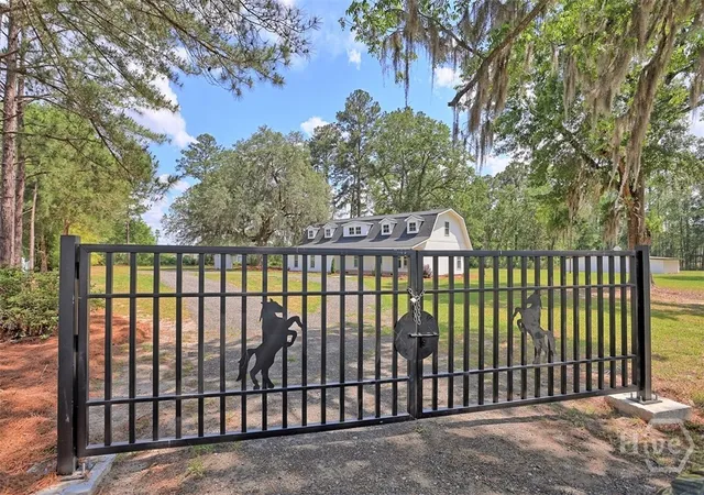 Homes for sale in Pembroke, GA | 3980 Hwy 119 Hwy, Pembroke, GA 31321 | MLS# SA356349