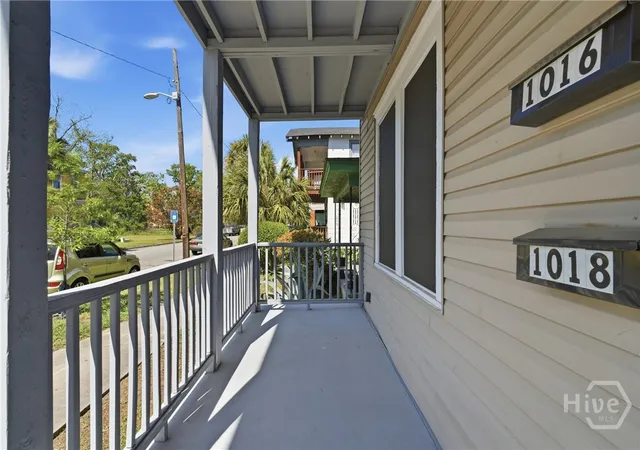 Listing Photo 3 - Condo for sale in building located at 1016 E Bolton St, Savannah, GA 31401