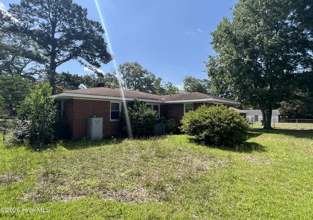 Photo 3 of Single family home for sale at 1003 S Best St, Goldsboro, NC 27530 | MLS# 100583693 | Listing updated on 2026-09-19