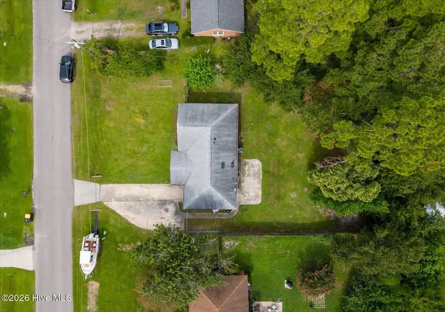 Photo 4 of Single family home for sale at 4509 Kings Dr, Wilmington, NC 28405 | MLS# 100599750 | Listing updated on 2026-09-18