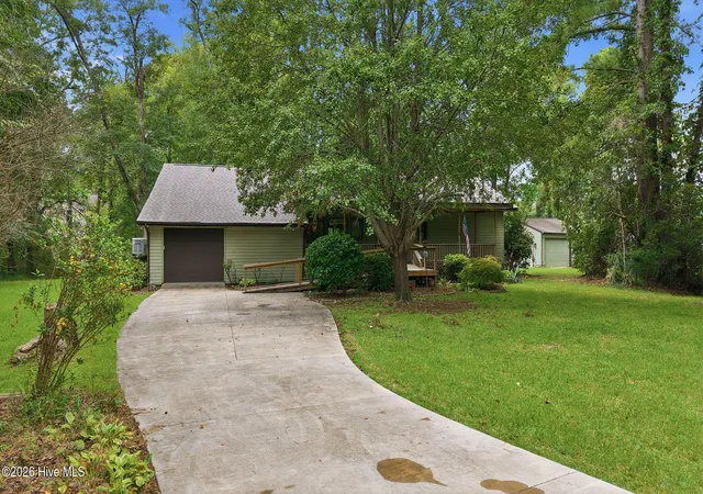 Photo 2 of Single family home for sale at 6001 Mainsail Point Rd, Oriental, NC 28571 | MLS# 100600100 | Listing updated on 2026-09-04