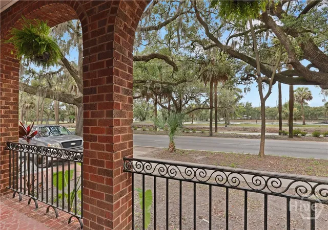 Homes for sale in Savannah, GA | 1214 E Victory Dr, Savannah, GA 31404 | MLS# SA356121